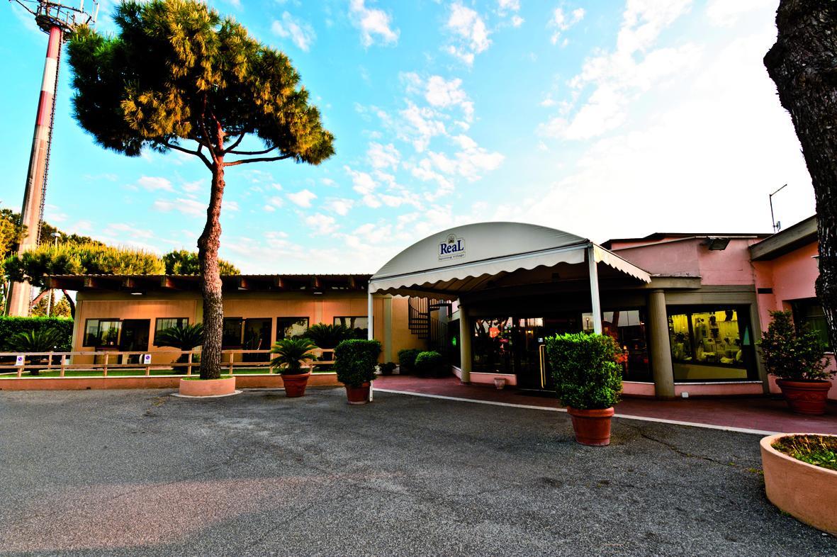 Real Village Roma - Rome — Fotoğraflar 1